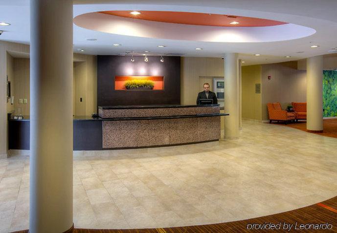 Courtyard By Marriott Providence Lincoln Hotel Exterior photo